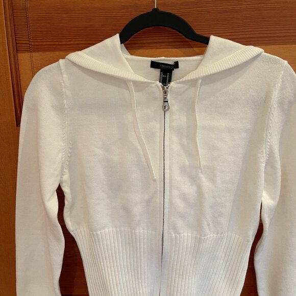 PRICED TO SELL - See Description for details — RARE Cropped Hooded Sweater - Picture 5 of 11